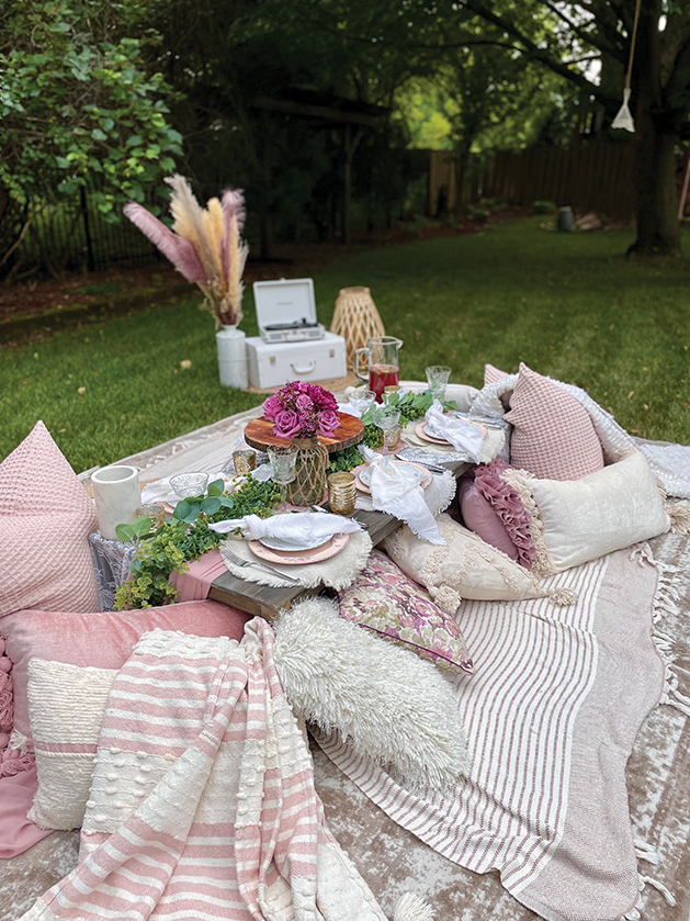 Perfect Picnic Co. Crafts Luxury Outdoor Picnics - Maple Grove