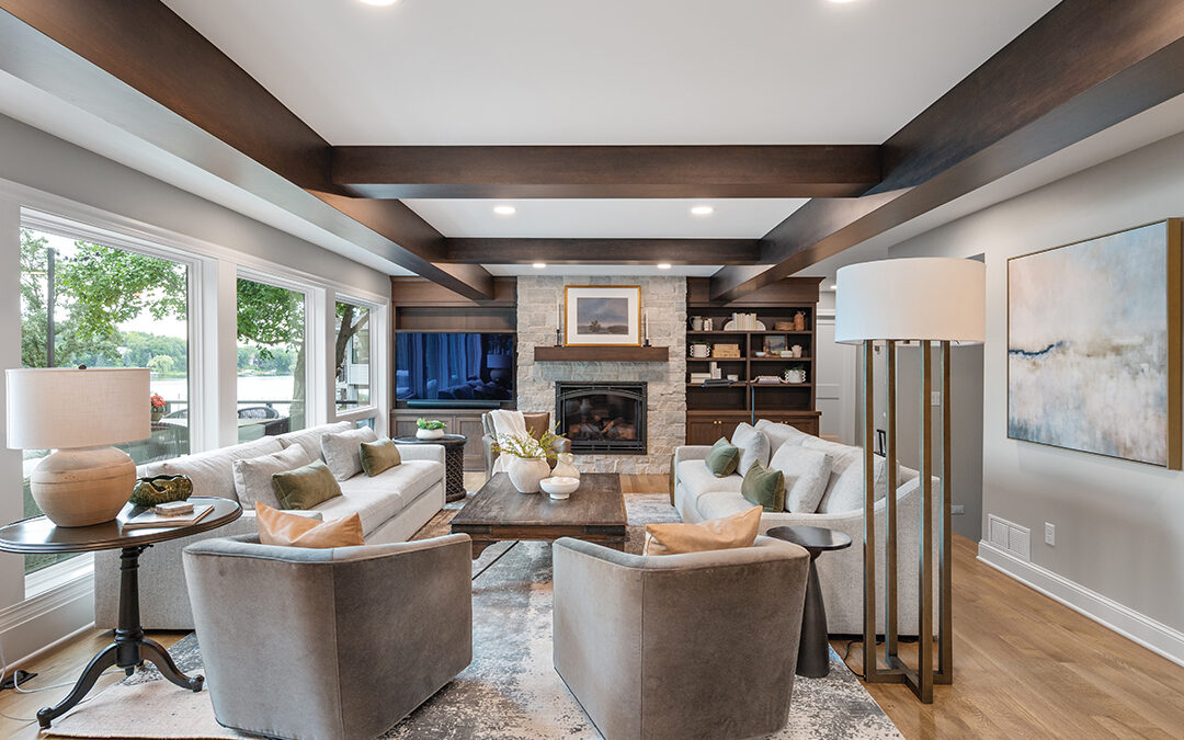 Lakeside Luxury With J Brothers