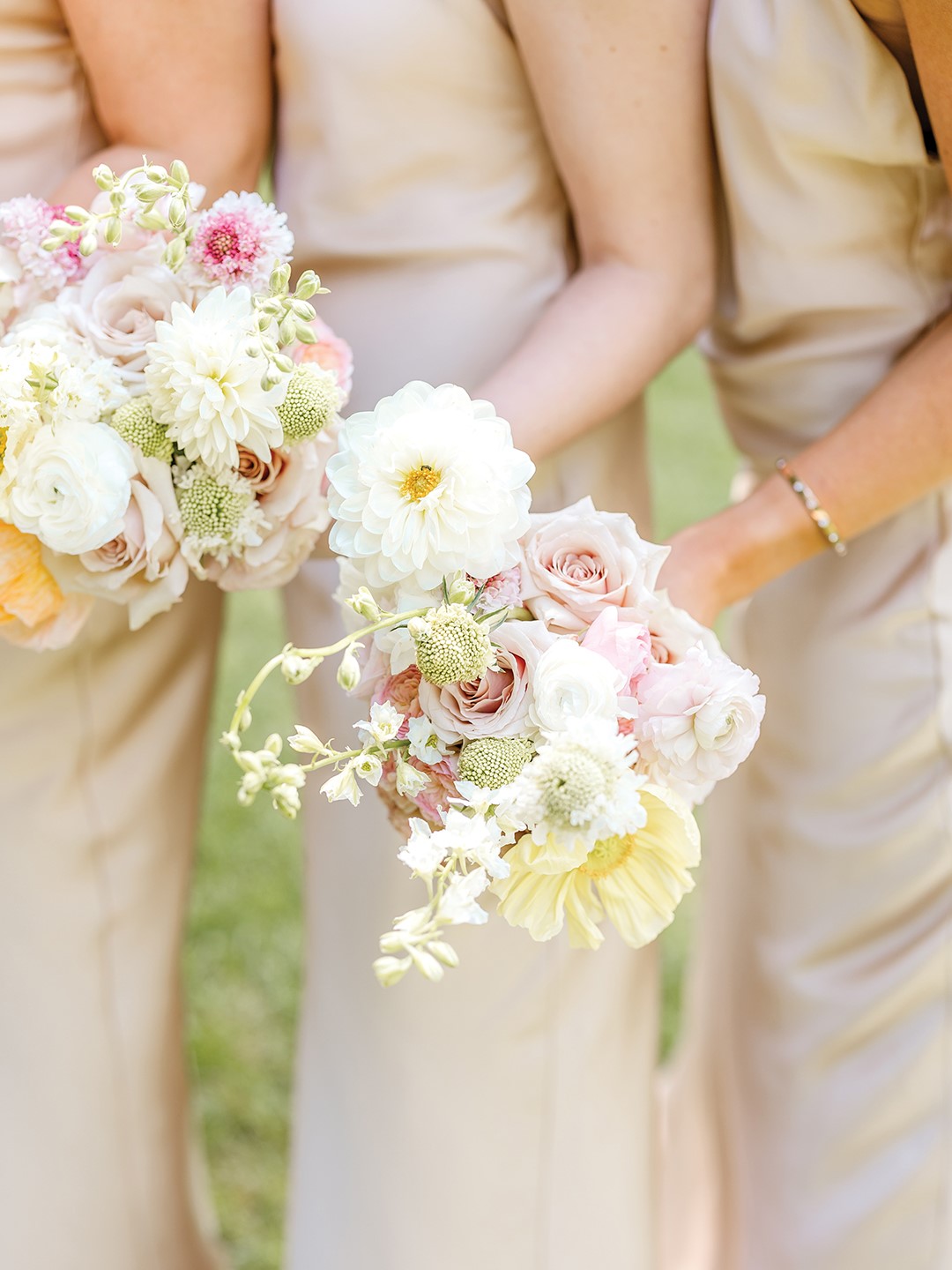 The bouquet toss was followed by a Frisbee toss, which harkened back to Nick Vogt’s time on Edina High School’s ultimate Frisbee team and the University of Wisconsin–Madison Ultimate Frisbee club.